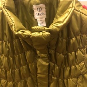 Women’s small petite IZOD puffer  vest lime green